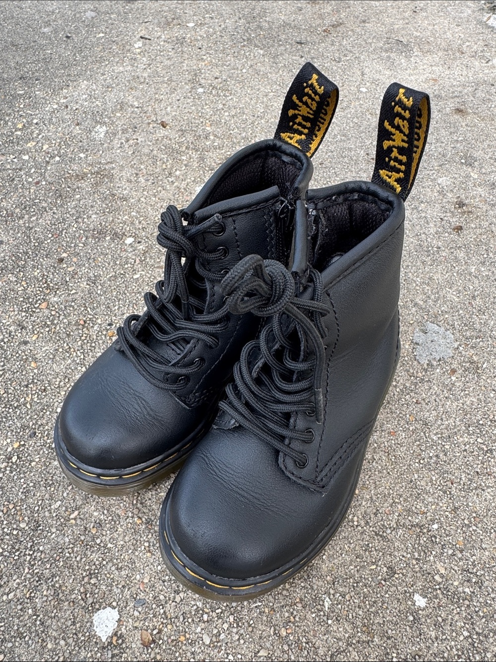 Dr. Martens 1460T Kids Black Leather Lace-Up Boots US Size 7